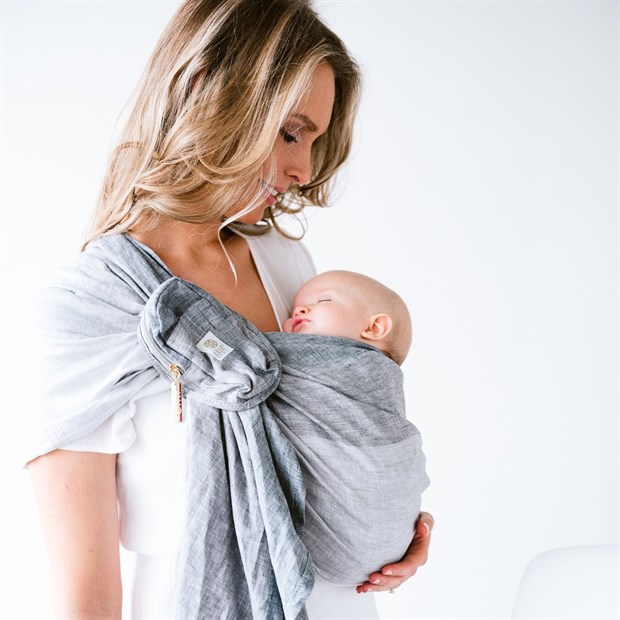 LILLEbaby Ring Sling Nimbus Clouds - Gold Ring